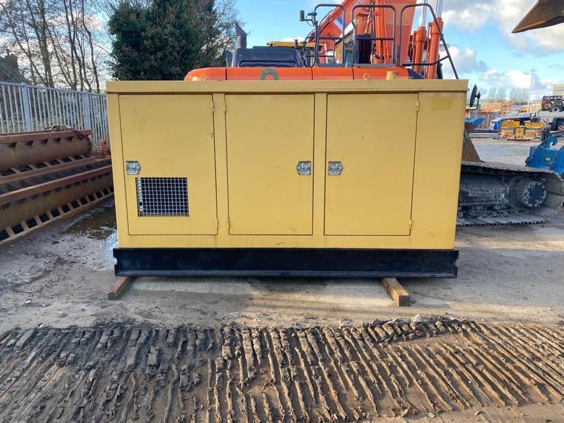 Caterpillar hydrauliek power pack 3208 engine compleet met Hydraulische trilblok