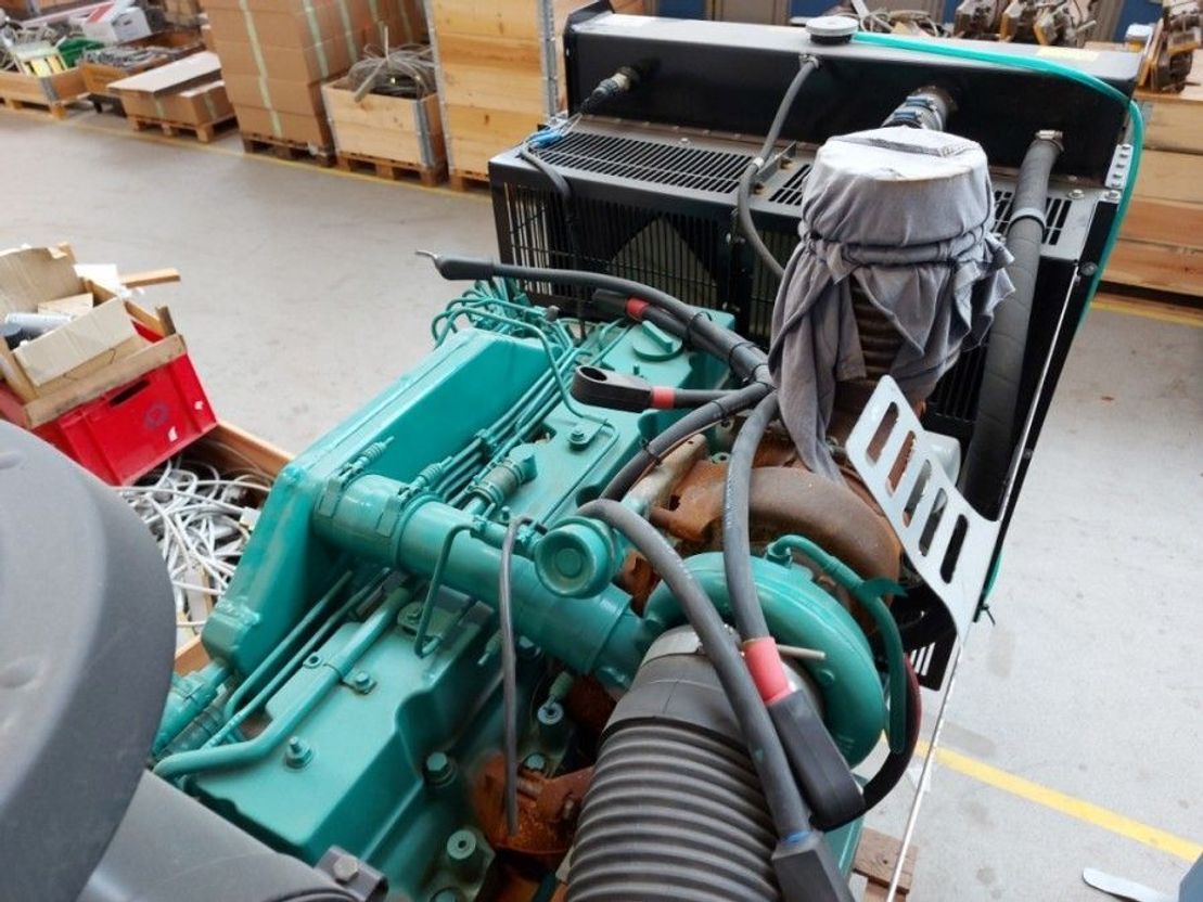 Cummins CP 180 - 5T. GENERATOR 185 kVA. - Photo 11