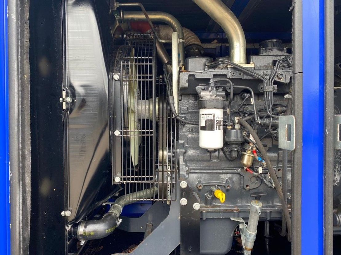 Iveco NEF 45 Mecc Alte Spa 105 kVA Supersilent generatorset as New ! - Photo 27