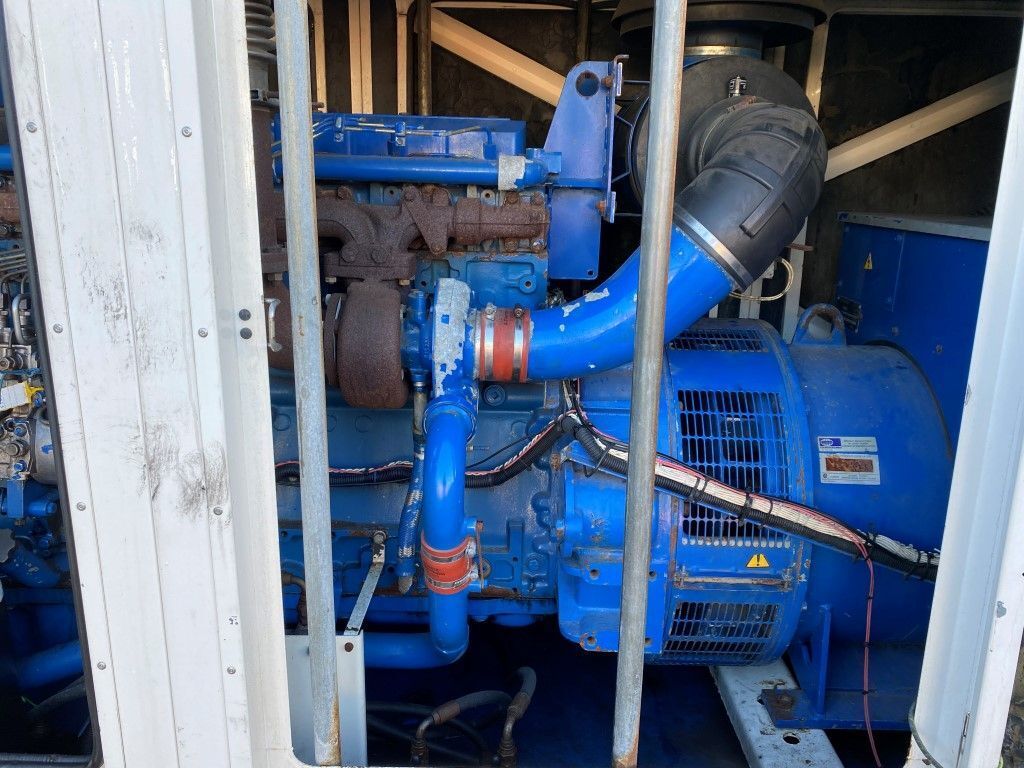 Générateur diesel PERKINS 2006 TAG2 FG Wilson 350 kVA Silent generatorset - Photo 3